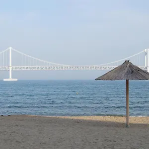 Gwanganli 1 Hotel