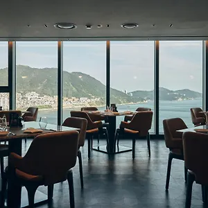 Wyndham Grand 호텔